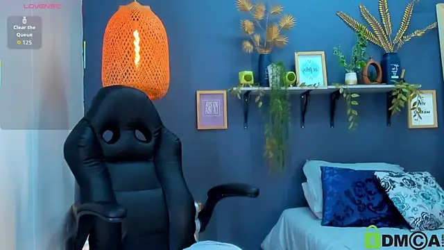 yessila parker online show from 18, 10, 2025