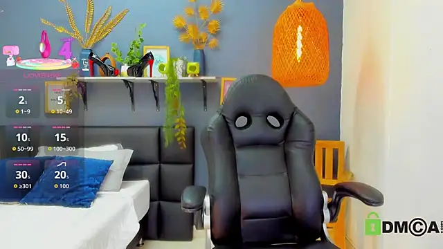 yessila parker online show from 14, 4, 2026