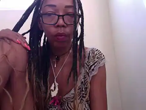 Snapshot of Ladyzee25 chatting on 20, 7, 2026 Ladyzee25 online show from 20, 7, 2026