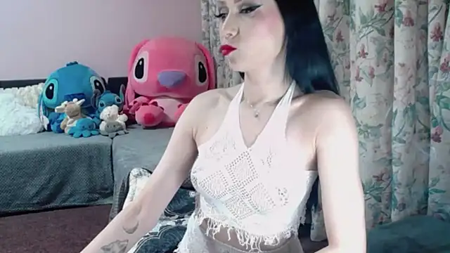 Snapshot of Maddison_Summer chatting on 3, 3, 2026 Maddison Summer online show from 3, 3, 2026