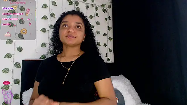 Snapshot of victtoria_cane63 chatting on 13, 4, 2026 victtoria cane63 online show from 13, 4, 2026