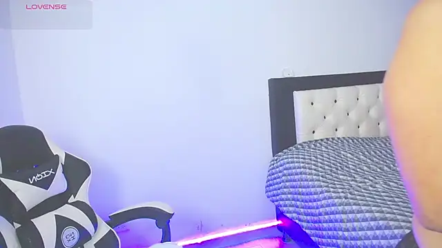 CarolinneFiotti online show from 22, 10, 2025