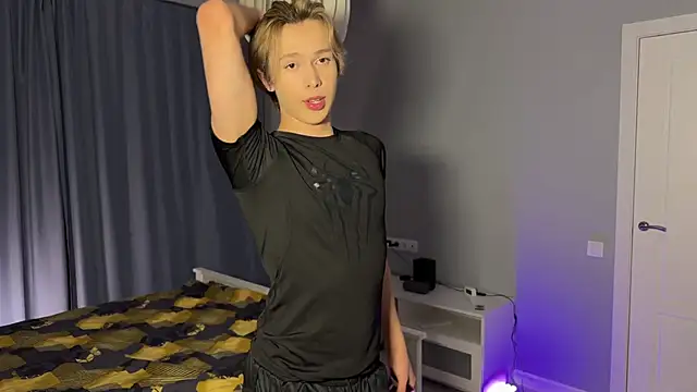 ciaoalex online show from 5, 3, 2025