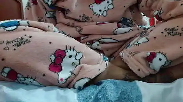 Snapshot of FresitaSquirt24 chatting on 5, 4, 2026 FresitaSquirt24 online show from 5, 4, 2026