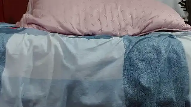 Snapshot of FresitaSquirt24 chatting on 16, 4, 2026 FresitaSquirt24 online show from 16, 4, 2026