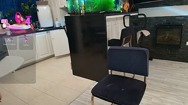 Layla- online show from 15, 3, 2026