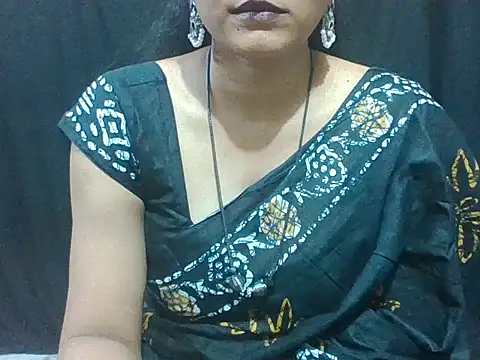Snapshot of sugandha_bhabhi chatting on 2, 4, 2026 sugandha bhabhi online show from 2, 4, 2026