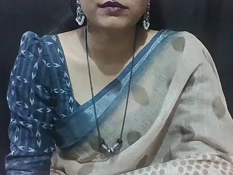 Snapshot of sugandha_bhabhi chatting on 3, 4, 2026 sugandha bhabhi online show from 3, 4, 2026