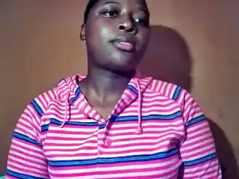 sexyhips2001 online show from 20, 10, 2025