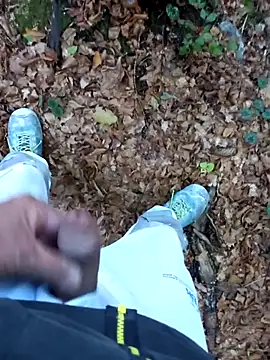 Snapshot of Mafiotul27 chatting on 8, 10, 2025 Mafiotul27 online show from 8, 10, 2025