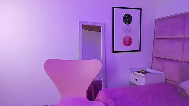 Marianna Ray  online show from 11, 3, 2025