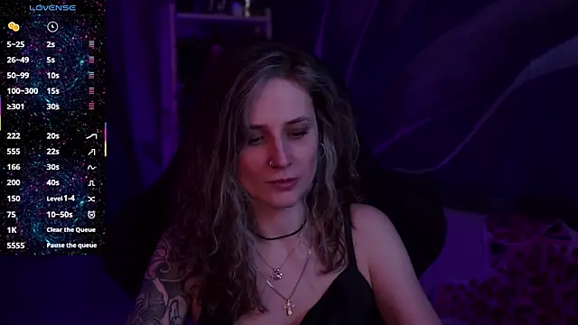 OliviaMcClean online show from 25, 9, 2025