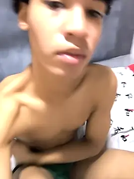 Snapshot of Thony444 chatting on 8, 3, 2025 Thony444 online show from 8, 3, 2025