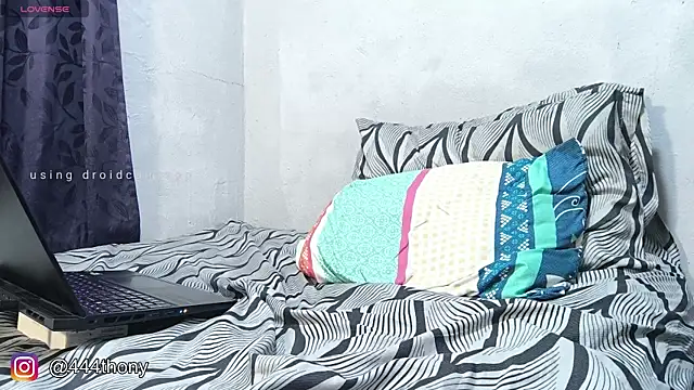 Snapshot of Thony444 chatting on 5, 11, 2025 Thony444 online show from 5, 11, 2025