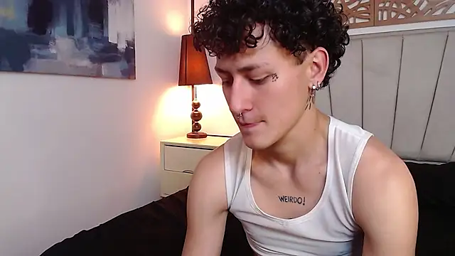 Aria and orien online show from 13, 3, 2025