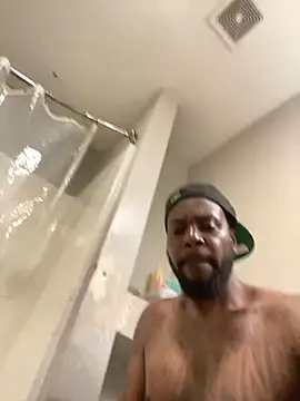 Snapshot of Mouththisbigdick chatting on 8, 3, 2025 Mouththisbigdick online show from 8, 3, 2025