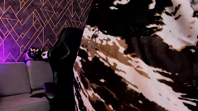 Snapshot of Tahara_Romanov chatting on 17, 2, 2026 Tahara Romanov online show from 17, 2, 2026