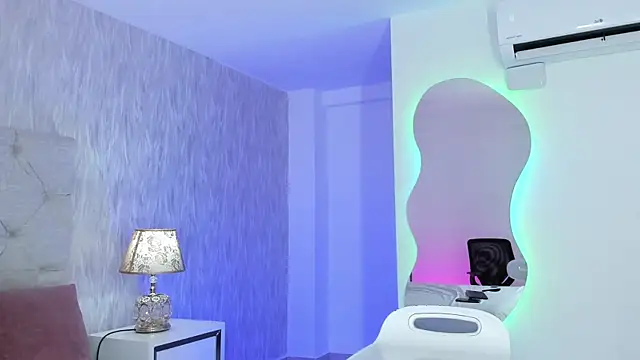 Snapshot of Maria_Angel01_ chatting on 8, 4, 2026 Maria Angel01 online show from 8, 4, 2026