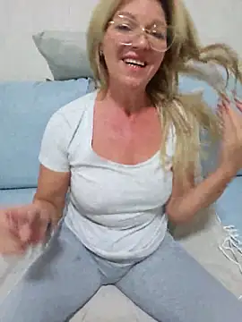 Melody73 online show from 2, 10, 2025