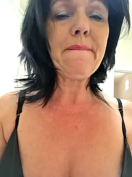 Snapshot of Melody73 chatting on 8, 2, 2026 Melody73 online show from 8, 2, 2026