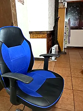 Snapshot of Melody73 chatting on 12, 3, 2026 Melody73 online show from 12, 3, 2026