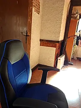 Snapshot of Melody73 chatting on 13, 4, 2026 Melody73 online show from 13, 4, 2026