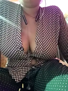 Snapshot of Beautiful_Puja chatting on 17, 3, 2025 Beautiful Puja online show from 17, 3, 2025