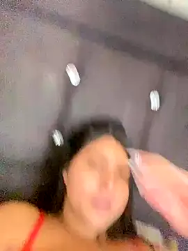 Snapshot of mayteziinhaa chatting on 28, 10, 2025 mayteziinhaa online show from 28, 10, 2025