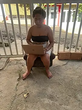 Snapshot of lunaxxx_69 chatting on 1, 4, 2026 lunaxxx 69 online show from 1, 4, 2026