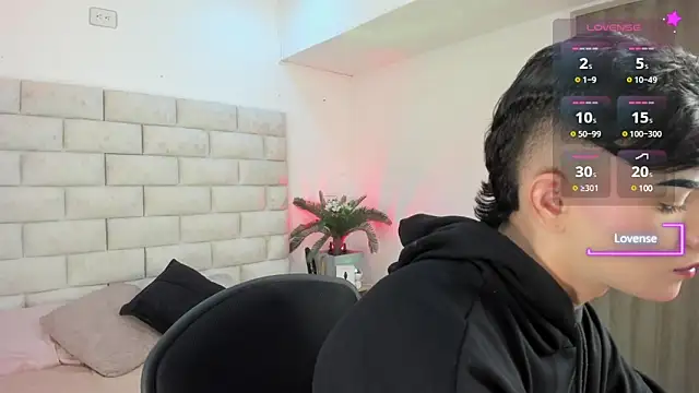 Snapshot of Dylan_Turnerr chatting on 11, 3, 2025 Dylan Turnerr online show from 11, 3, 2025