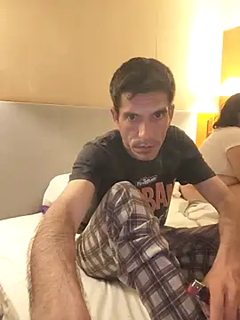 Snapshot of parejade225@xh chatting on 5, 4, 2026 parejade225xh online show from 5, 4, 2026