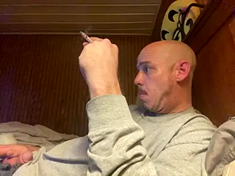 Snapshot of Mac_ThunderCock chatting on 23, 10, 2025 Mac ThunderCock online show from 23, 10, 2025