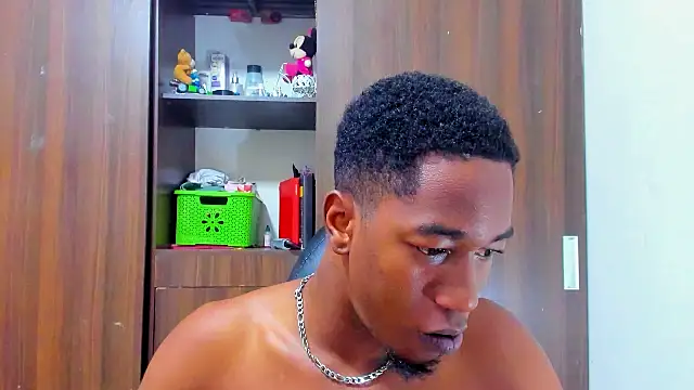 Snapshot of Dreamastercum_ chatting on 29, 4, 2026 Dreamastercum online show from 29, 4, 2026