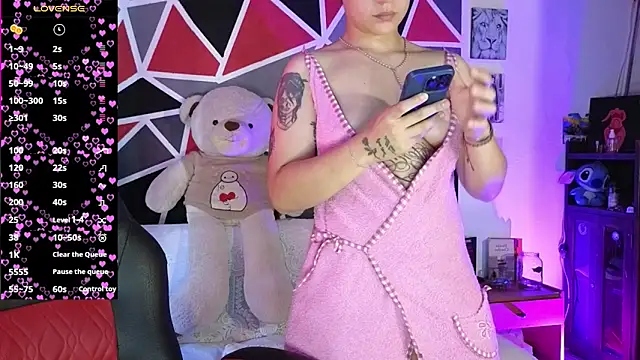 Snapshot of demimoore222 chatting on 26, 2, 2026 demimoore222 online show from 26, 2, 2026