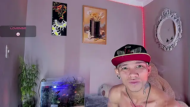 Snapshot of CRAZY-BOY99 chatting on 25, 11, 2025 CRAZY-BOY99 online show from 25, 11, 2025