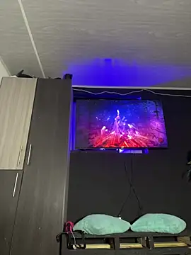 Miguel bigcock online show from 9, 3, 2025