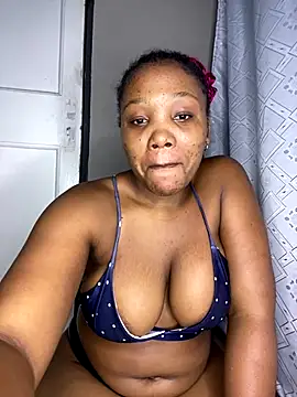 Snapshot of Beyoncex05 chatting on 22, 12, 2025 Beyoncex05 online show from 22, 12, 2025