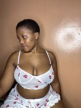 Snapshot of Beyoncex05 chatting on 16, 3, 2026 Beyoncex05 online show from 16, 3, 2026