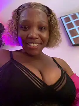 Snapshot of Beyoncex05 chatting on 16, 4, 2026 Beyoncex05 online show from 16, 4, 2026