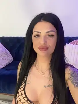 Snapshot of IrisRossie chatting on 9, 5, 2026 IrisRossie online show from 9, 5, 2026
