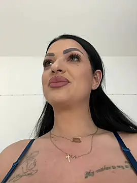 Snapshot of IrisRossie chatting on 22, 5, 2026 IrisRossie online show from 22, 5, 2026