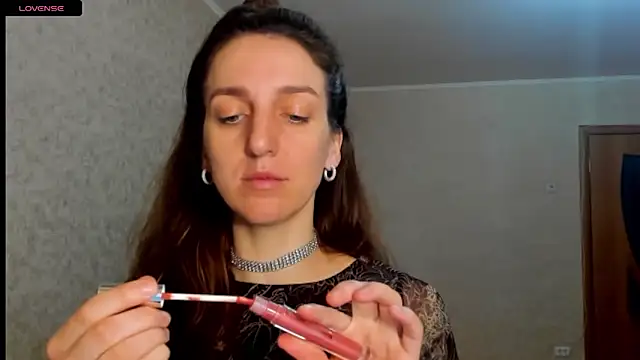 desired zzoya online show from 4, 4, 2026