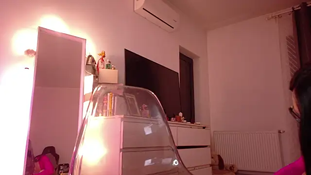 MiaKnoxxx online show from 21, 12, 2025