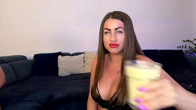Milf Andy online show from 29, 7, 2026
