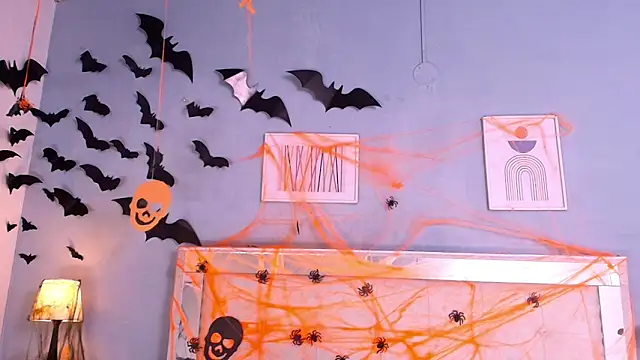 Snapshot of Emily_Castillo_1 chatting on 29, 10, 2025 Emily Castillo 1 online show from 29, 10, 2025