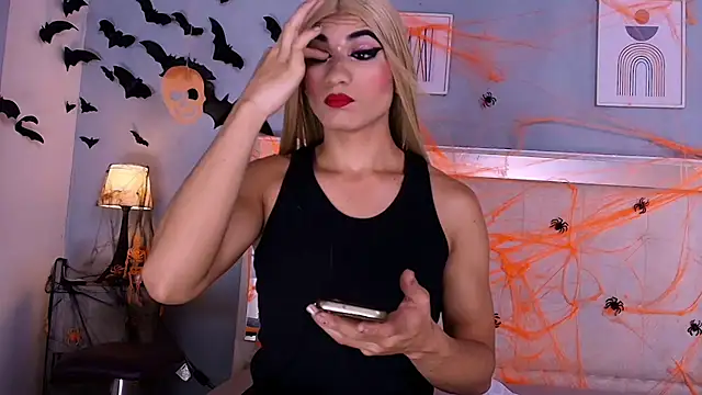 Snapshot of Emily_Castillo_1 chatting on 31, 10, 2025 Emily Castillo 1 online show from 31, 10, 2025