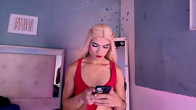 Snapshot of Emily_Castillo_1 chatting on 12, 7, 2026 Emily Castillo 1 online show from 12, 7, 2026