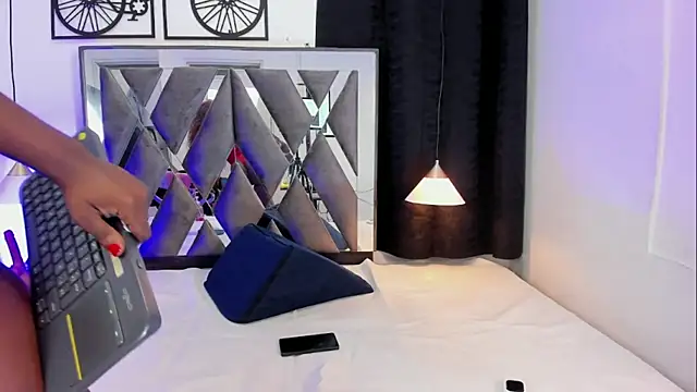 Snapshot of CandyMartinez_ chatting on 13, 3, 2026 CandyMartinez online show from 13, 3, 2026