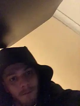 Donnydon79 online show from 3, 3, 2025