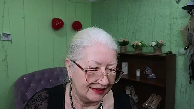 Snapshot of Maya_Mayflower chatting on 6, 3, 2025 Maya Mayflower online show from 6, 3, 2025